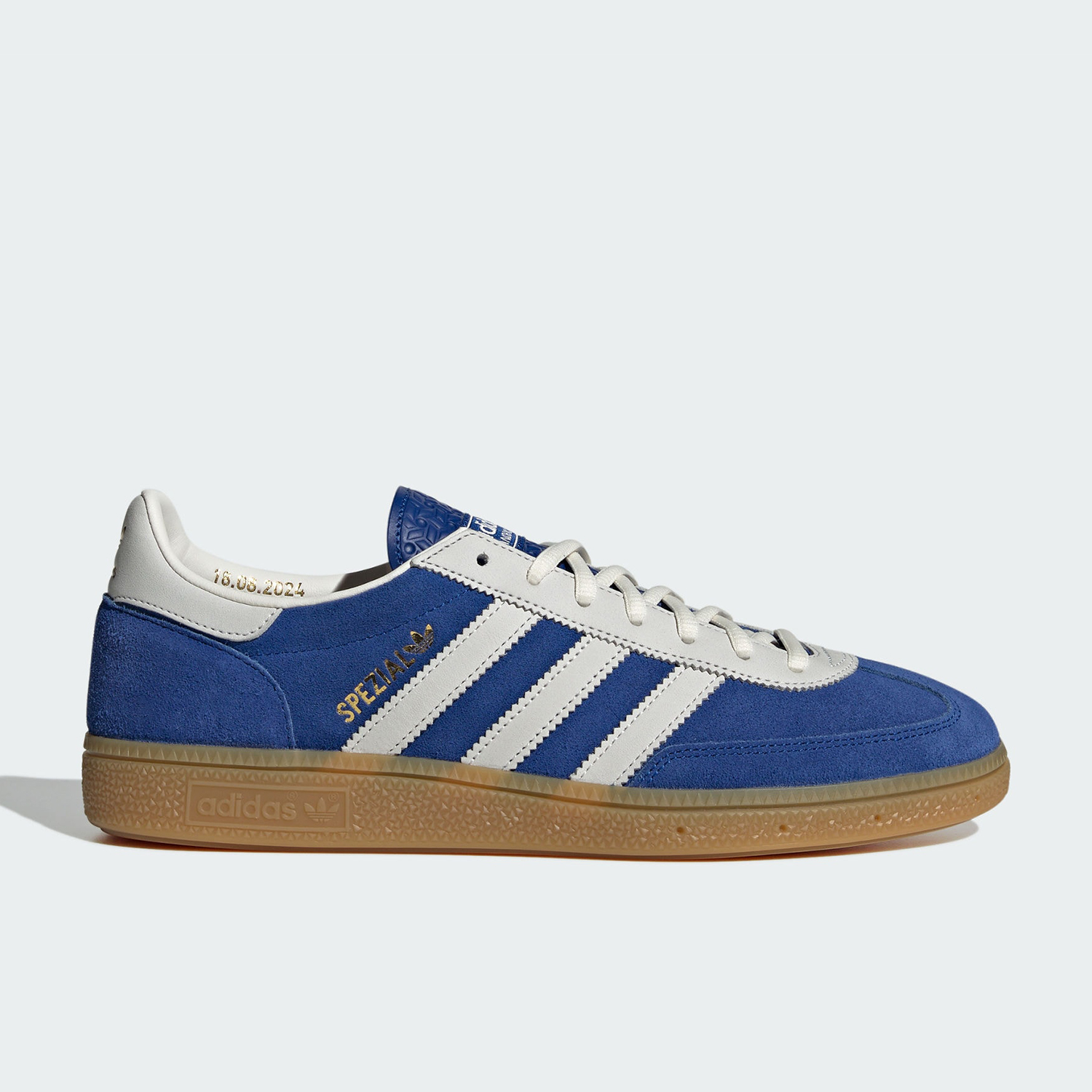 حذاء رياضي كلاسيكي خفيف الوزن  - مراجعة Adidas Shoes Gazelle وسعره